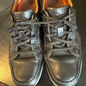Clarks Black Sneakers with Sleek Design
